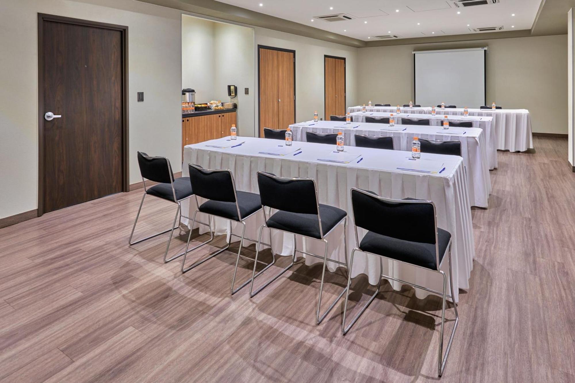 City Express By Marriott Piedras Negras Exterior foto